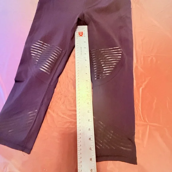 Lululemon Rogue Renegade Super High Rise Tight Crop Black Size 8/Medium - Picture 8 of 10